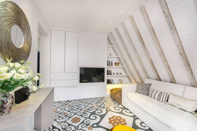 Flat to rent in Little Smith Street, Westminster, London