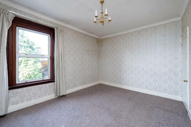 6, Stracey Road, London photo 4