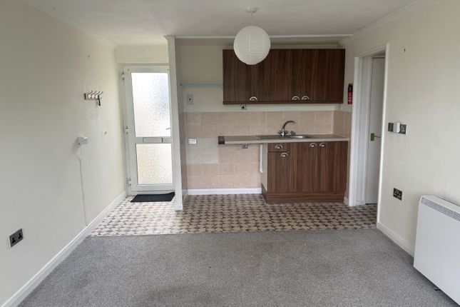 39, Devon View, Dawlish Warren photo 3