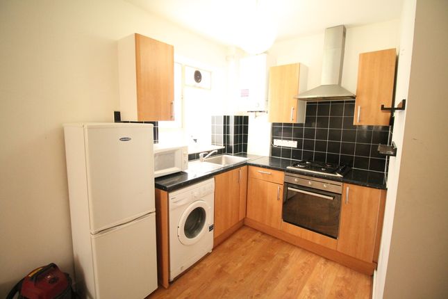 Thumbnail Flat to rent in Flat 1, 3A, Old Montague Street, London