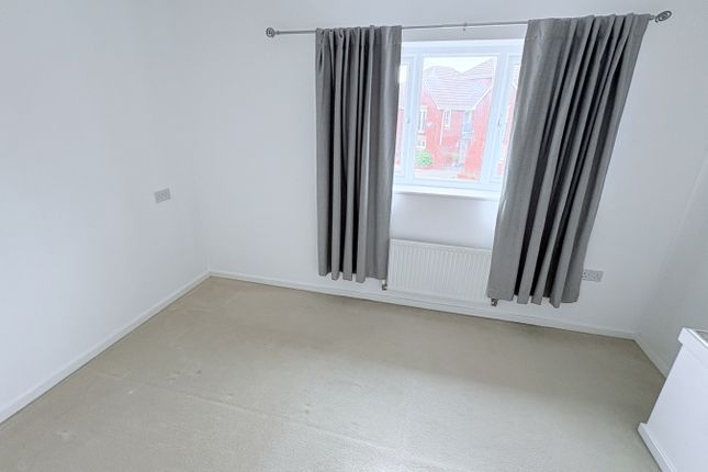 49 Thirlmere Way, Hull photo 4