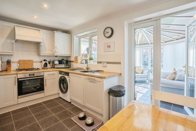 12, Wain Avenue, Derbyshire photo 3