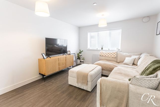 4 Yeend House Apts Knapp Road, Cheltenham, Cheltenham photo 2