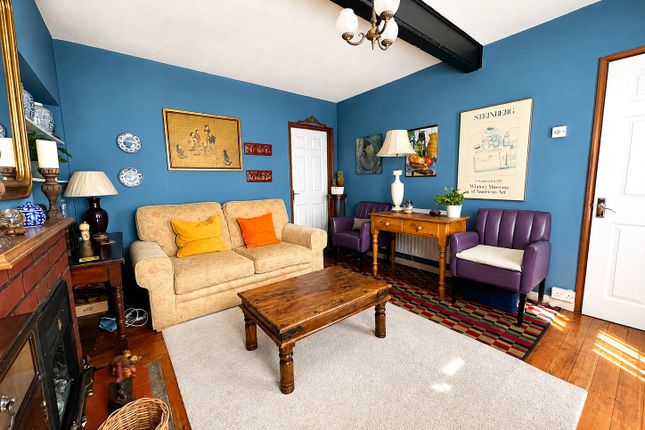 9, Leof Crescent, London photo 3