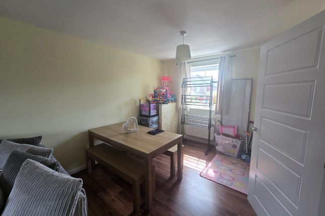 43 Uden House, Ruston Road, Burntwood photo 4