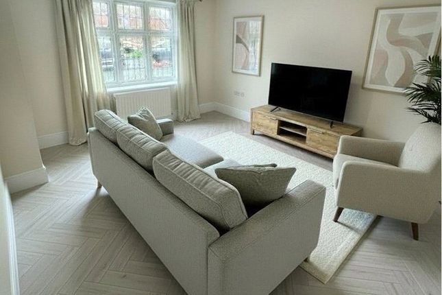 Wilfrith Elstob Way, Cheshire photo 3