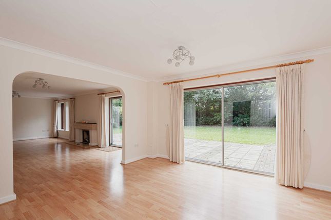 Property to rent in Esher, Esher