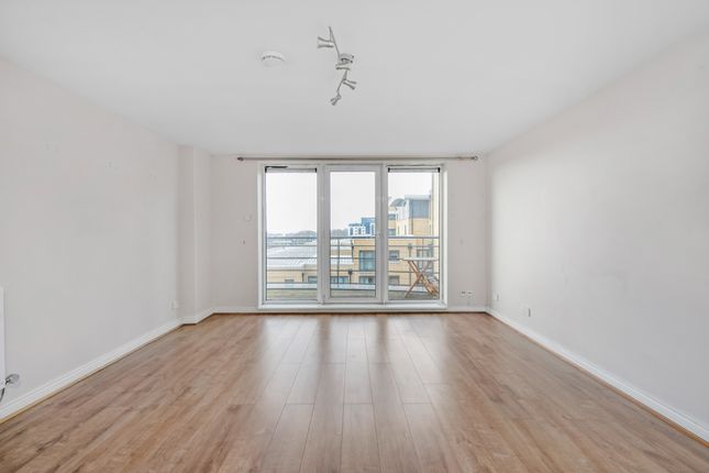 Flat for sale in Glaisher Street, London