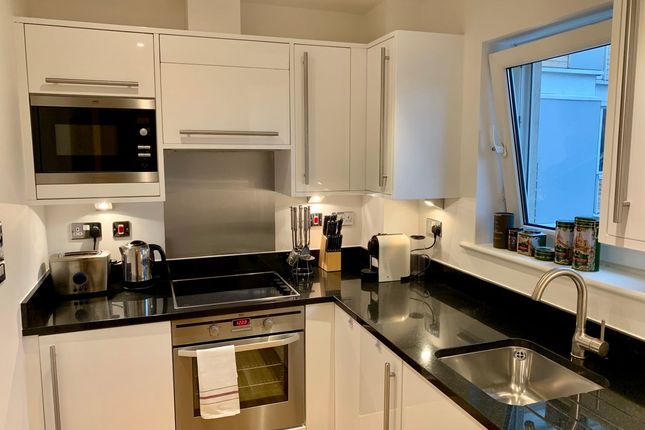 Flat to rent in Coleman Fields, London