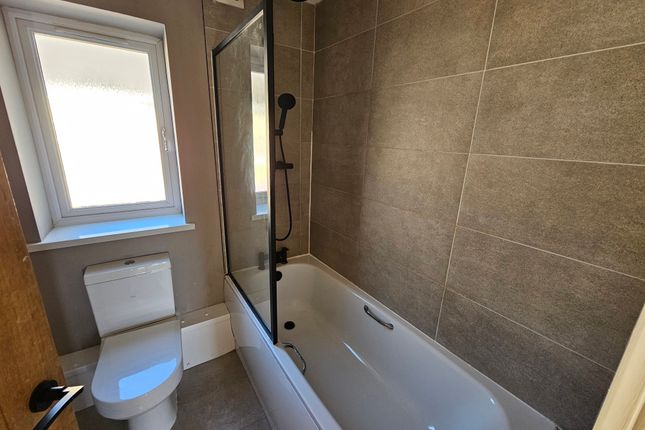 Flat 2 6a, West Street, Swansea photo 5