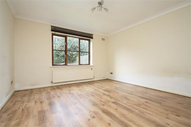 Studio to rent in Phoenix Place, 41-43 Gresham Road, Staines-Upon-Thames