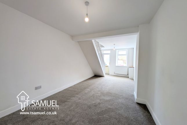 4 Lower Salisbury Street, Tredegar photo 3