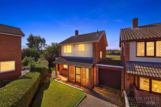 11, Hadrian Close, Pontefract photo 3