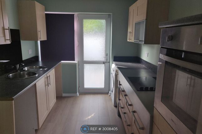 Saxon Close, Dunstable photo 4