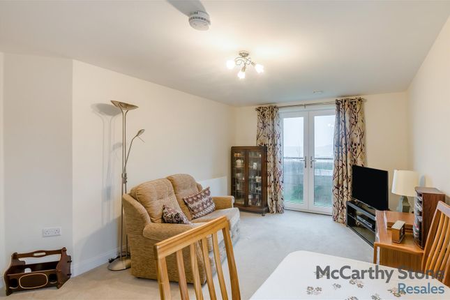 33 Flora Grange, Uppergate Road, Sheffield photo 3