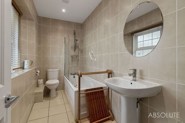 18 Trinity Mews Trinity Hill, Torquay photo 4