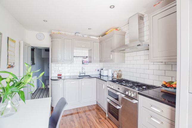 187 A, Kneller Road, Twickenham photo 3