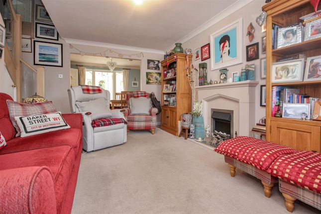 3, Lilac Grove, Rushden photo 4