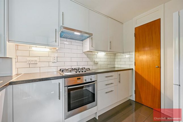 8, Beechwood Grove, London photo 3