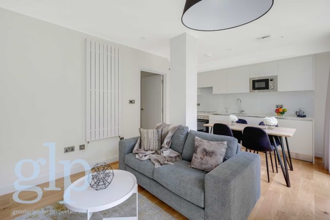 Thumbnail Flat to rent in Sussex Gardens, London, Greater London