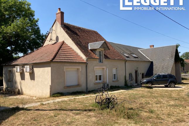 Thumbnail Villa for sale in Saint-Jeanvrin, Cher, Centre-Val De Loire