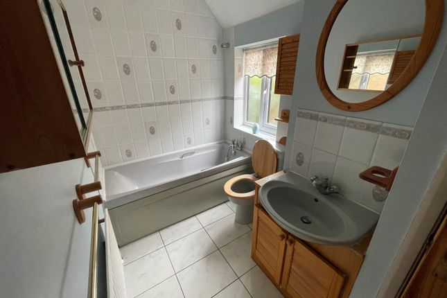 Semi-detached house for sale in Hollybush Road, Hook Norton