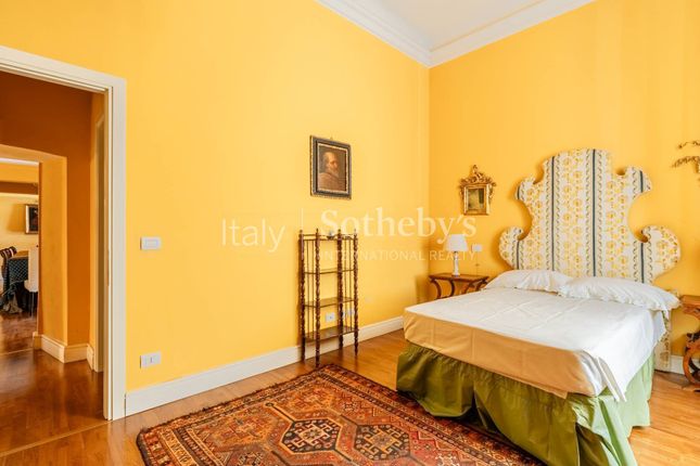 Apartment for sale in Via di Poggio, Lucca, Toscana