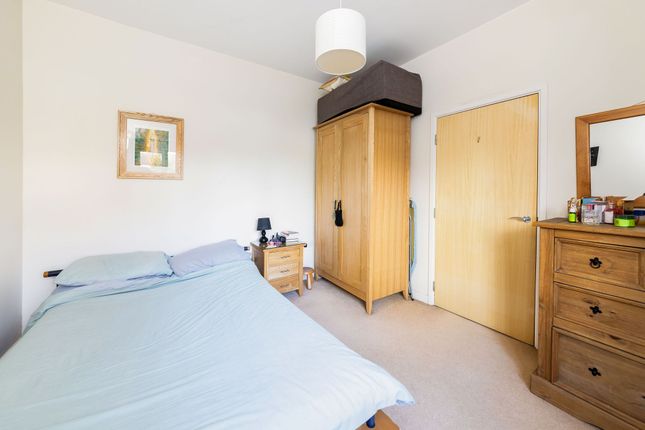 Flat 1, 3 Blue Mountains, Wallingford photo 4