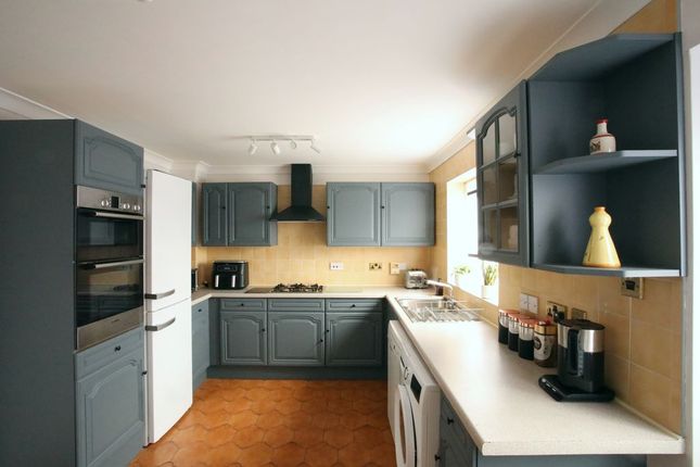 96, Dunchurch Dale, Milton Keynes photo 4