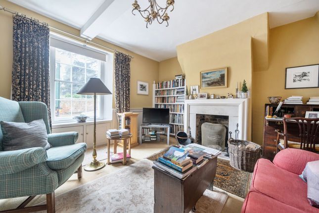 44 Westgate, Chichester photo 3