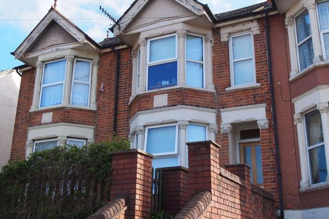 Thumbnail Terraced house to rent in Hughenden Road, High Wycombe