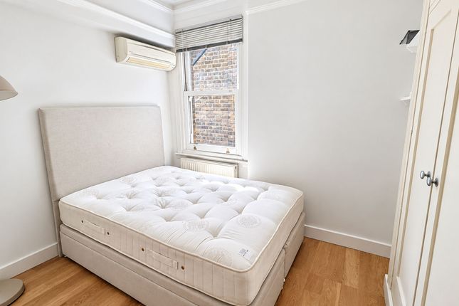 Flat 3, 27 Gordon Road, London photo 3