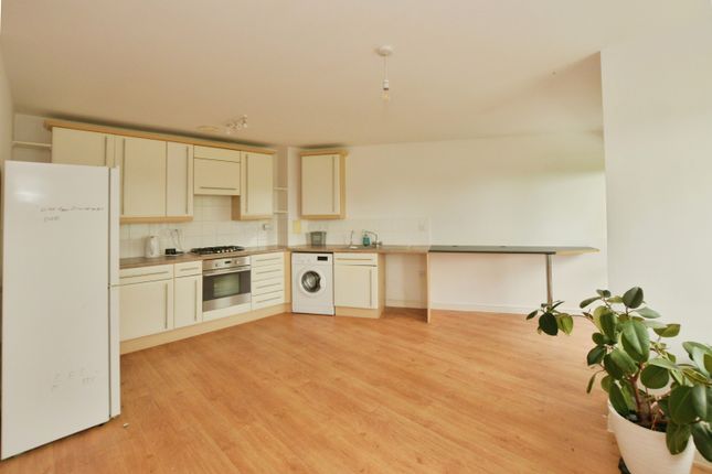13, Otterden Close, Ashford photo 3