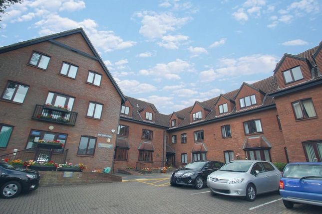 Flat to rent in Sawyers Court, Chelmsford Road