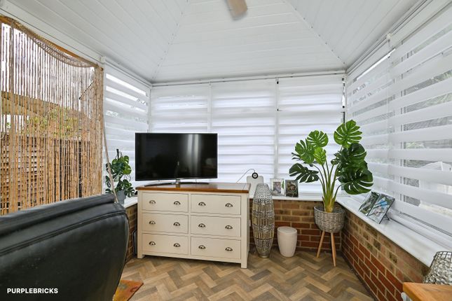 5, Orchid Close, Sheerness photo 4