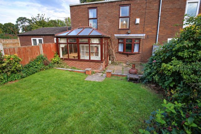 14 Worthington Close, Runcorn photo 2