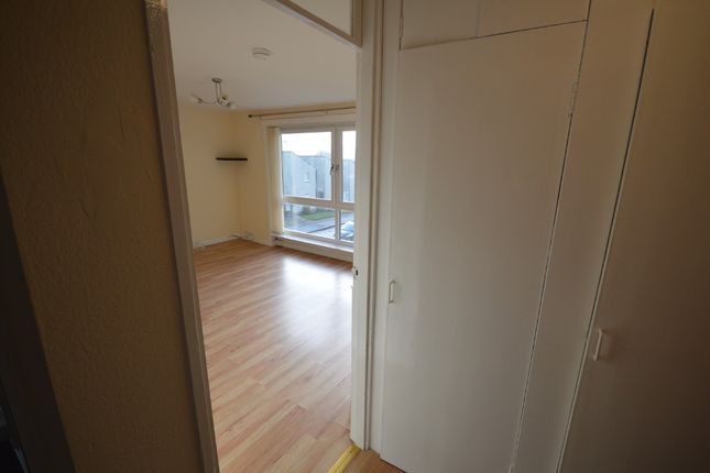 Craigiebarn Road, Craigie, Dundee, DD4 7PG, Dundee photo 4