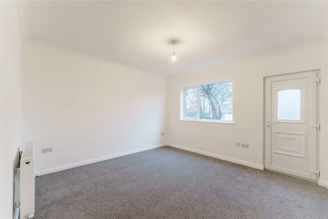 3, Field Crescent, Pontefract photo 2