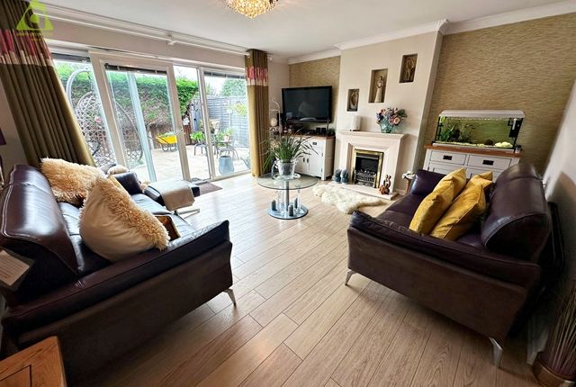 3, Winterton Close Greater Manchester, Westhoughton photo 2