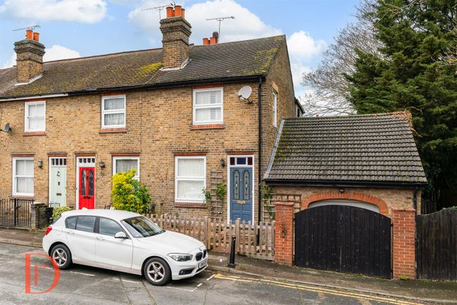 Thumbnail Property for sale in Clifton Road, Loughton