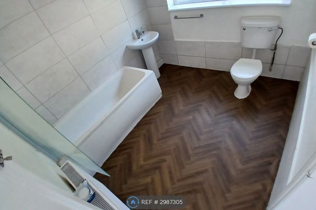 Clarence Road, Grays photo 4