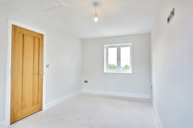 Bedroom 2_2.Jpeg