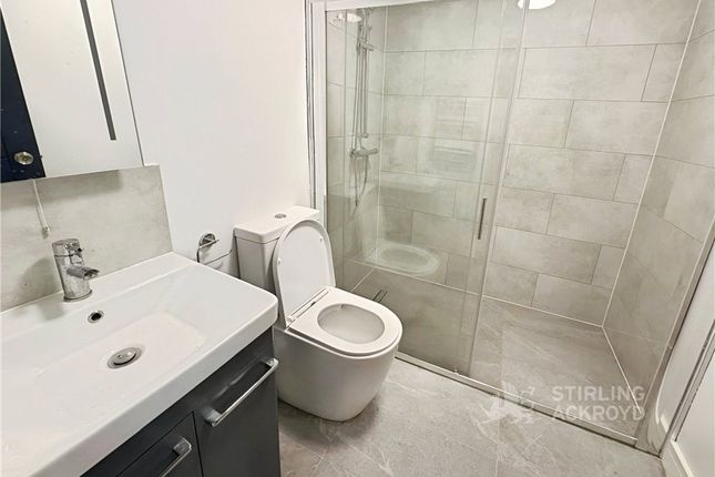 Room 5, 4, Burgoyne Road, Surrey photo 2