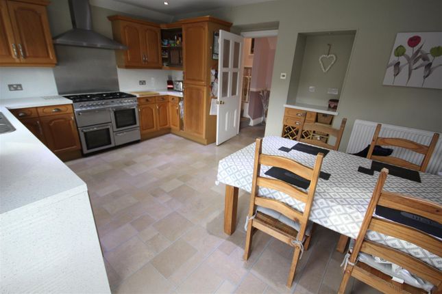 4 bed maisonette for sale in Abergele Road, Old Colwyn, Colwyn Bay LL29