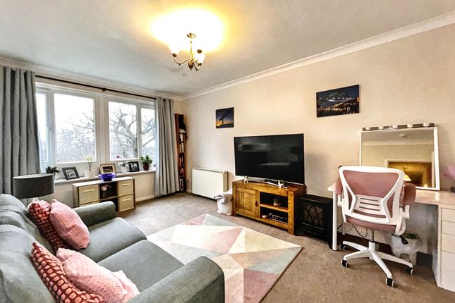 5, Okehampton Court, Gateshead photo 5
