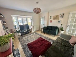 42, Fentum Road, Guildford photo 4