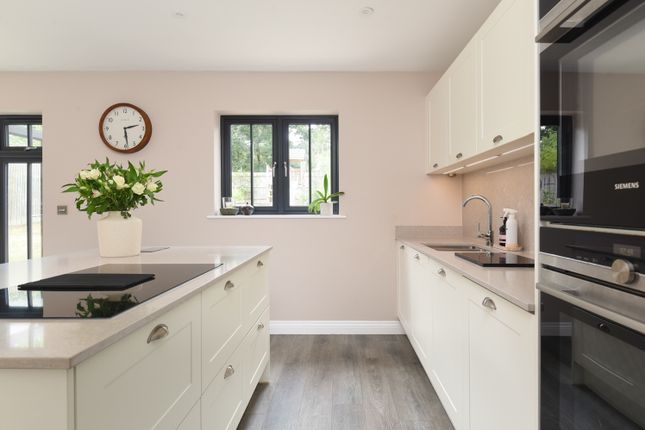 7 Fullers Way, Biddenden, Kent photo 3