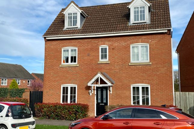 Detached house for sale in St Mellion Drive, Grantham