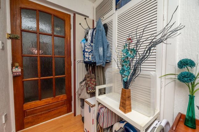 15, Meon Grove, Birmingham photo 2