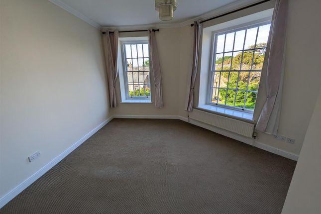 33, Yew Tree Court, St. Clements Vean, Truro photo 5